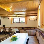 Haus Waldesruh Privatunterkunft *